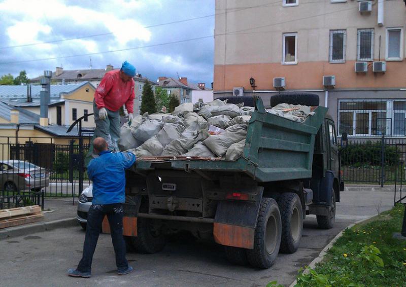 Вывоз мусора из новостройки в Тихвине – ПроМусор, контейнеры, уборка и грузчики от 2295 руб